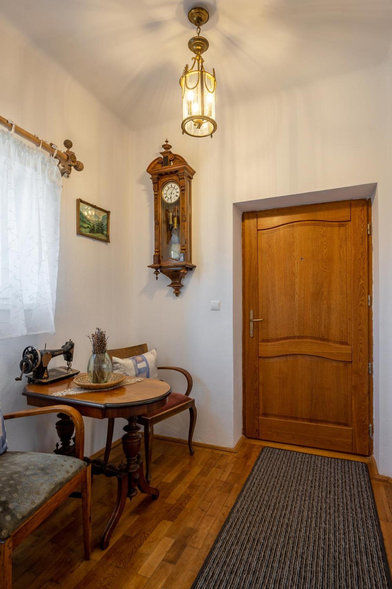 Bed and Breakfast Casa Szabo Сигишоара Экстерьер фото